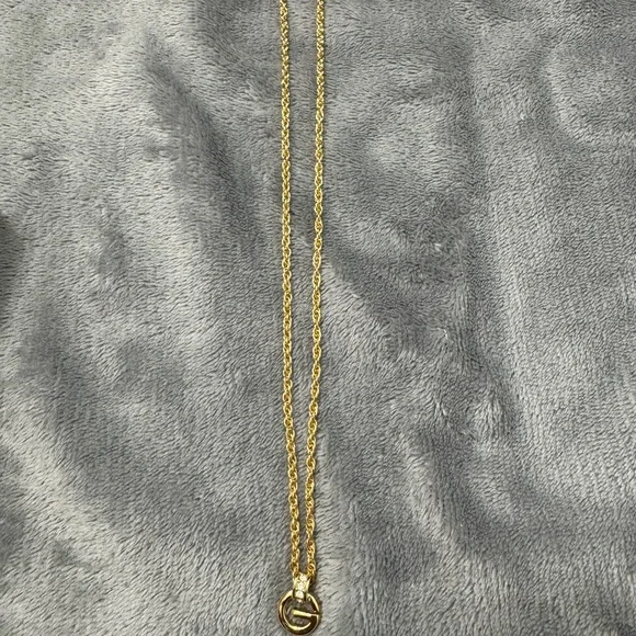 💎Givenchy Necklace💎 - Picture 3 of 3